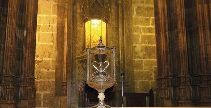 En busca del  Santo Grial. El “Santo Cáliz” de la catedral de Valencia